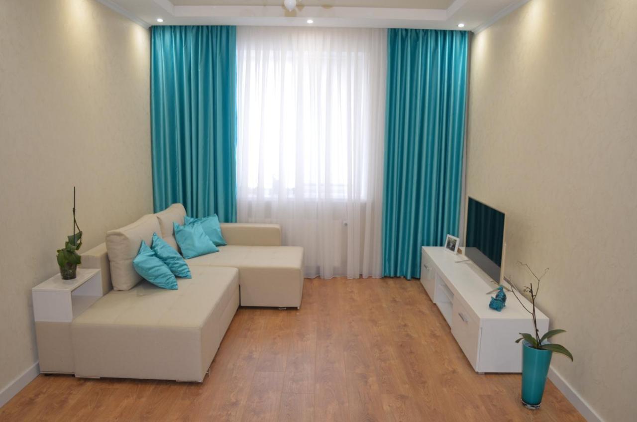Apartment On Getmana Vigovskogo 49 Riwne Exterior foto